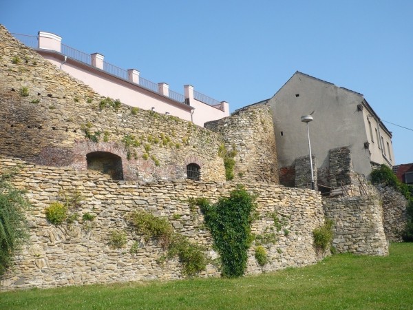 hradby